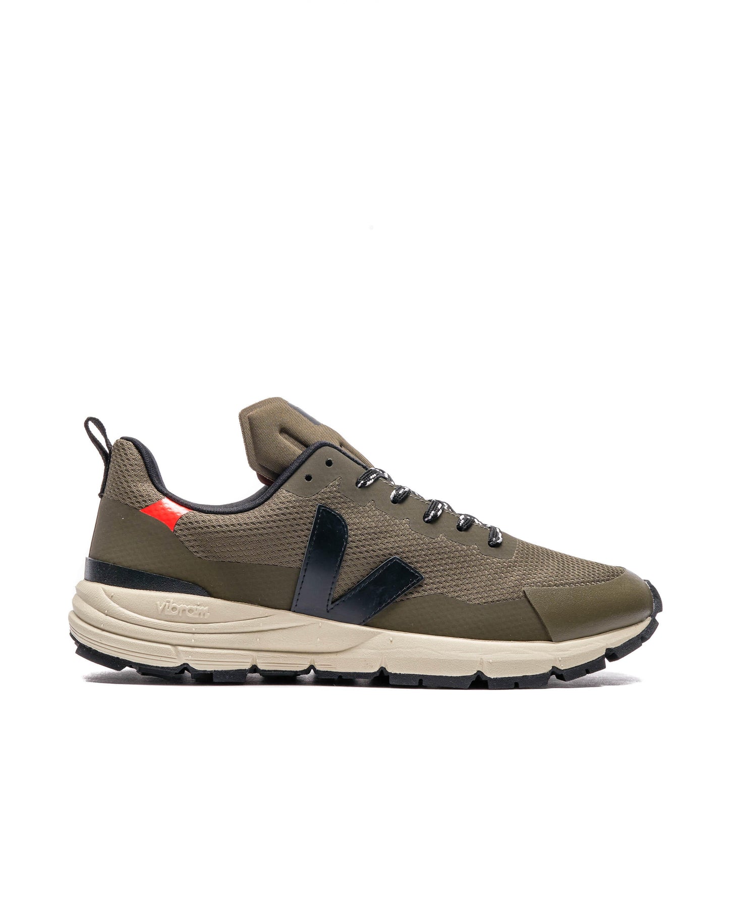 Exclusive Veja Dekkan — 4 — Front View