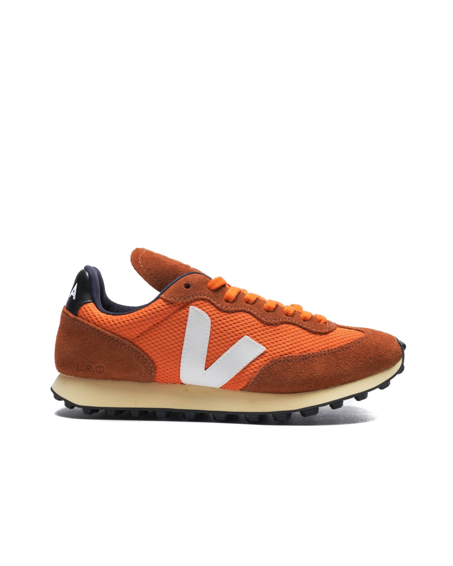 Exclusive Veja Rio Branco — 4 — Front View