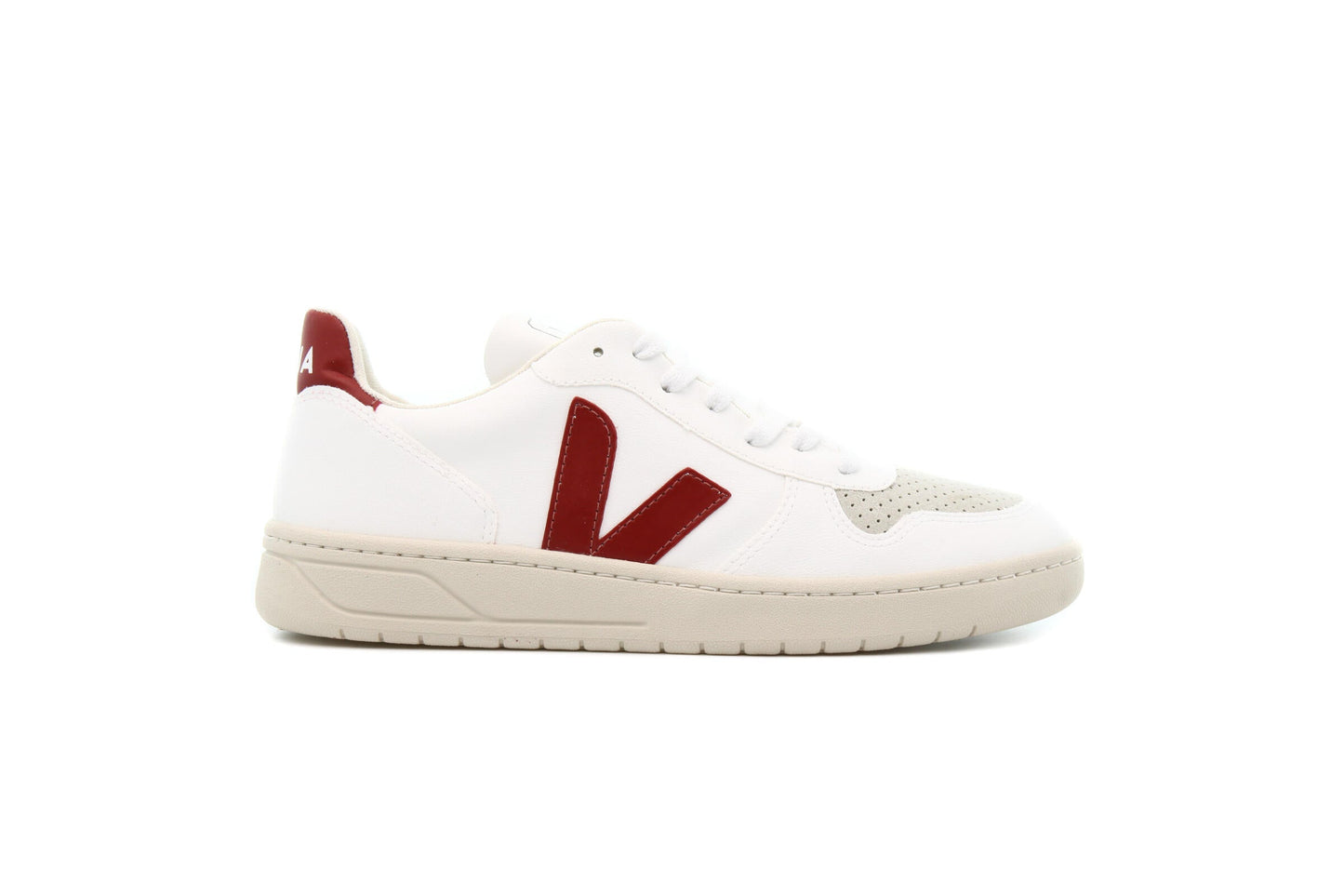 Exclusive Veja V-10 "ROUILLE" — 4 — Front View
