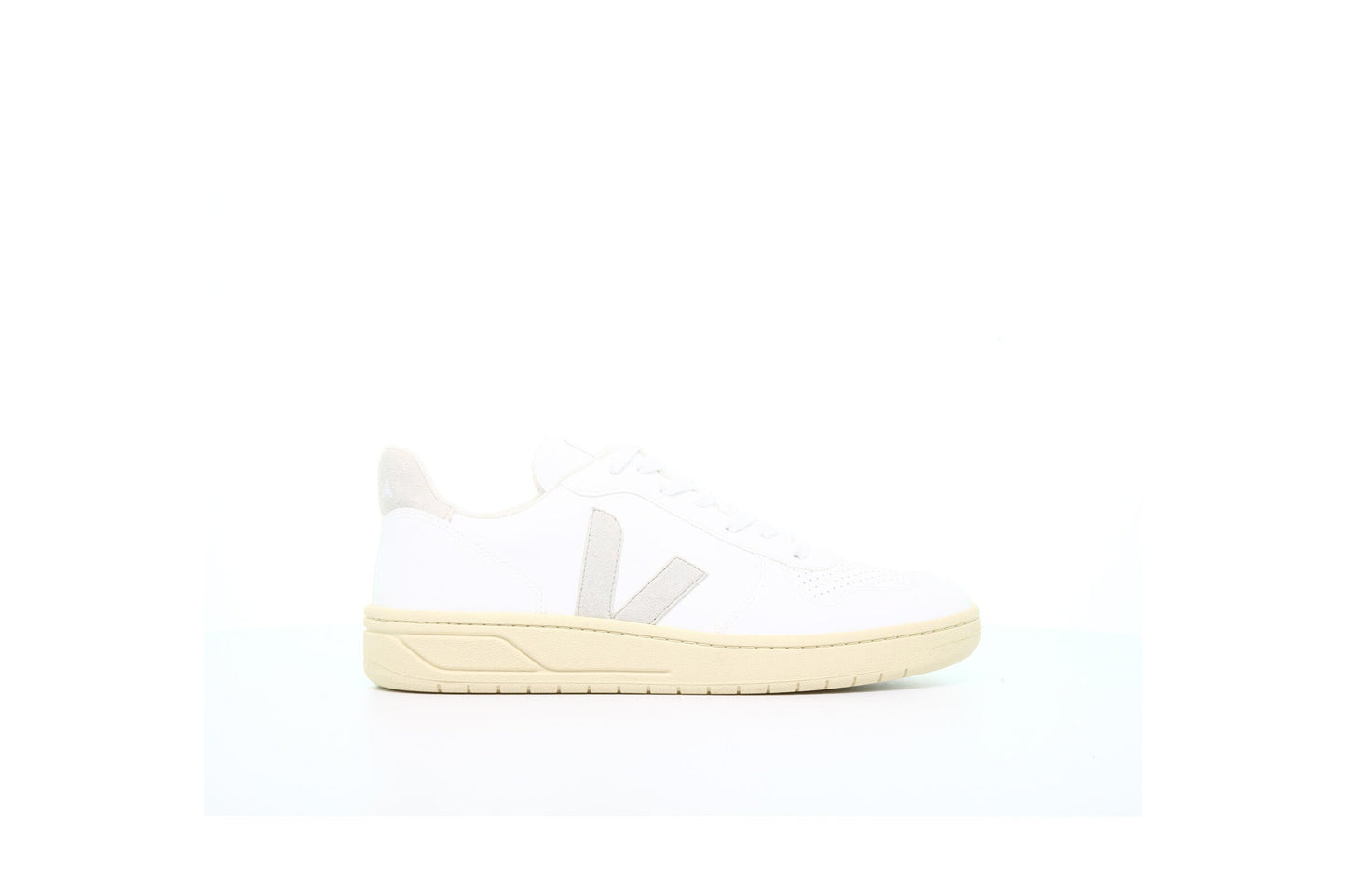 Exclusive Veja WMNS V-10 "NATURAL WHITE" — 4 — Front View