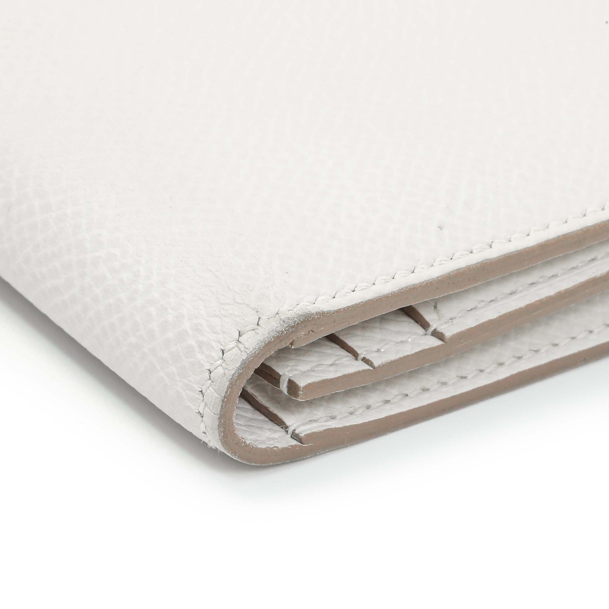 Exclusive Hermes White Epsom Bearn Gusset Wallet — Detail View