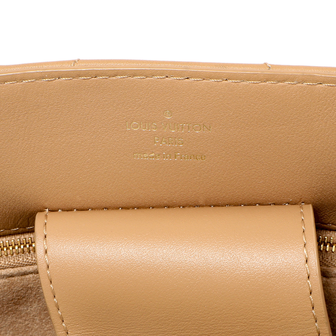 Exclusive Louis Vuitton Noisette Calfskin New Wave Chain Tote — Alternate View 9