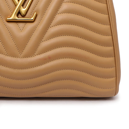 Exclusive Louis Vuitton Noisette Calfskin New Wave Chain Tote — Alternate View 11