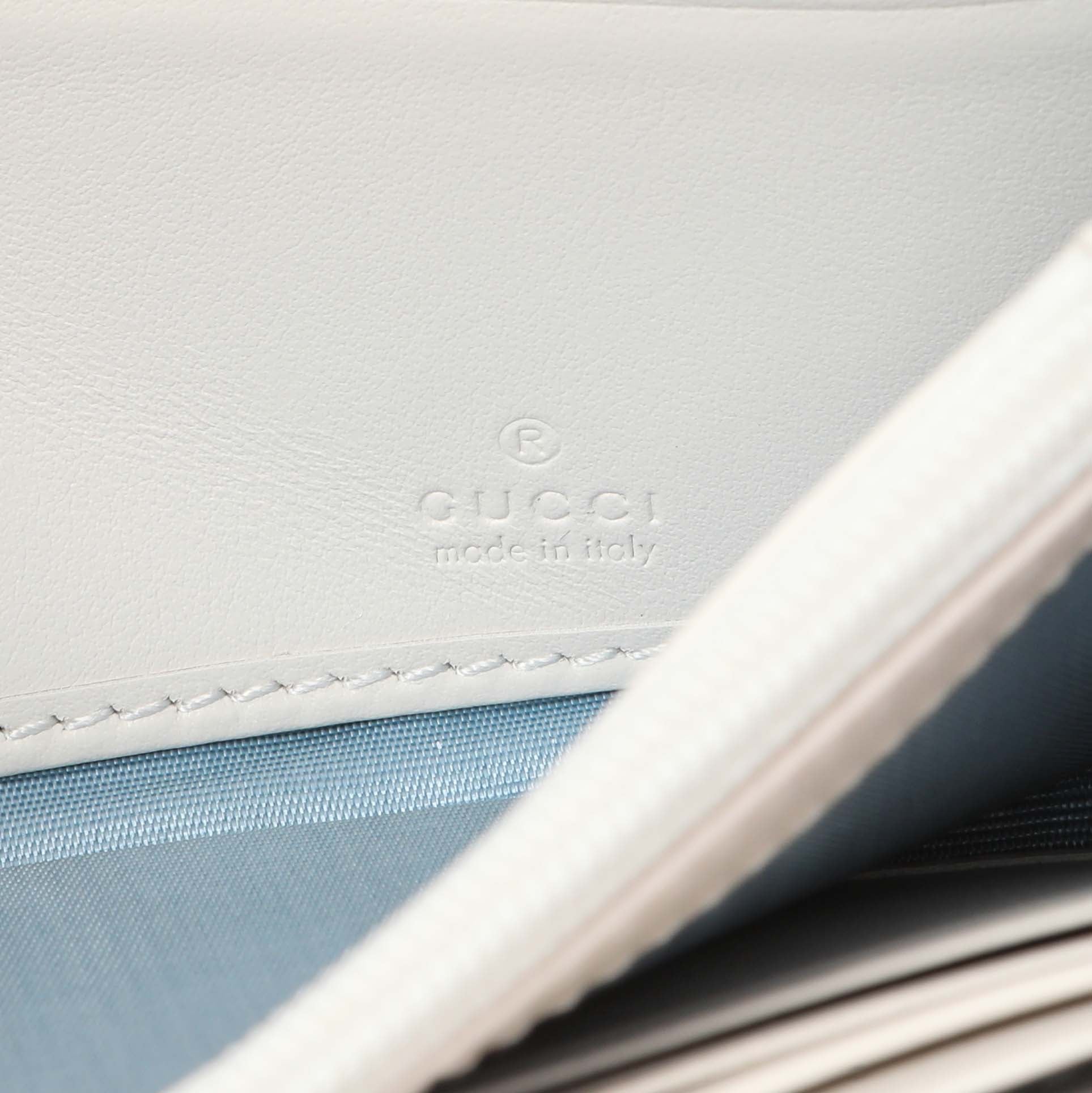 Exclusive Gucci Ivory Calfskin Monogram Matelasse Diagonal GG Apple Marmont Continental Wallet — Detail View