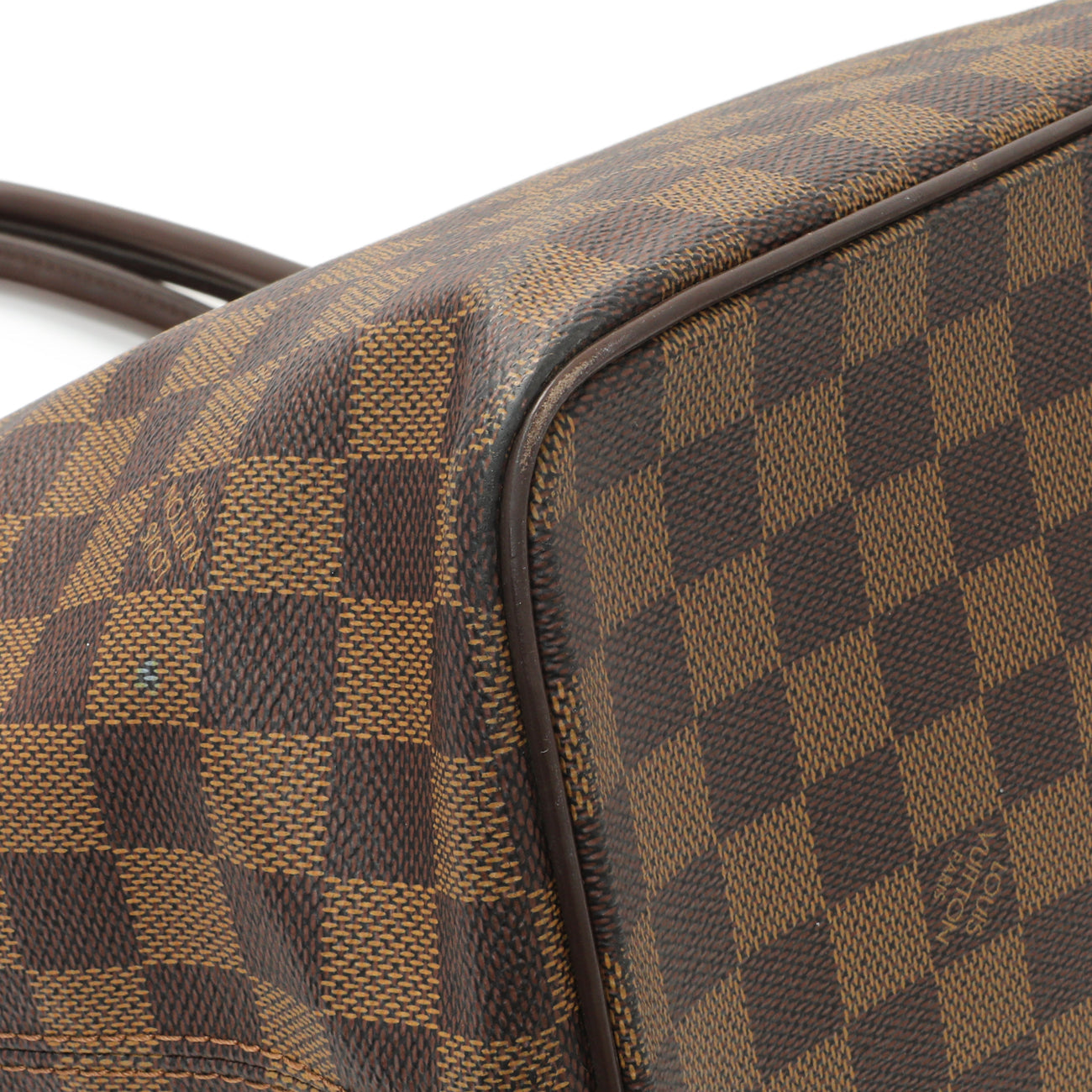 Exclusive Louis Vuitton Damier Ebene Saleya MM — Lifestyle View