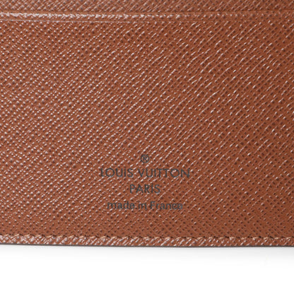 Exclusive Louis Vuitton Monogram Medium Ring Agenda Cover — Detail View