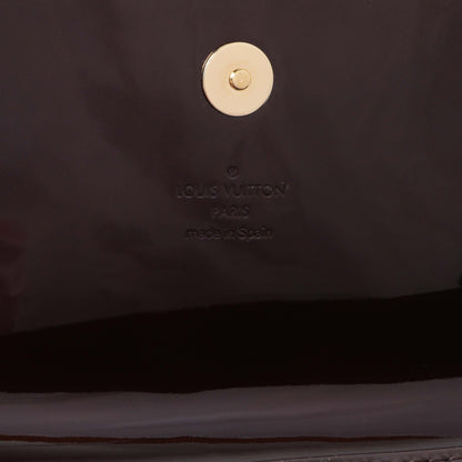 Exclusive Louis Vuitton Amarante Patent Sobe Clutch — Detail View