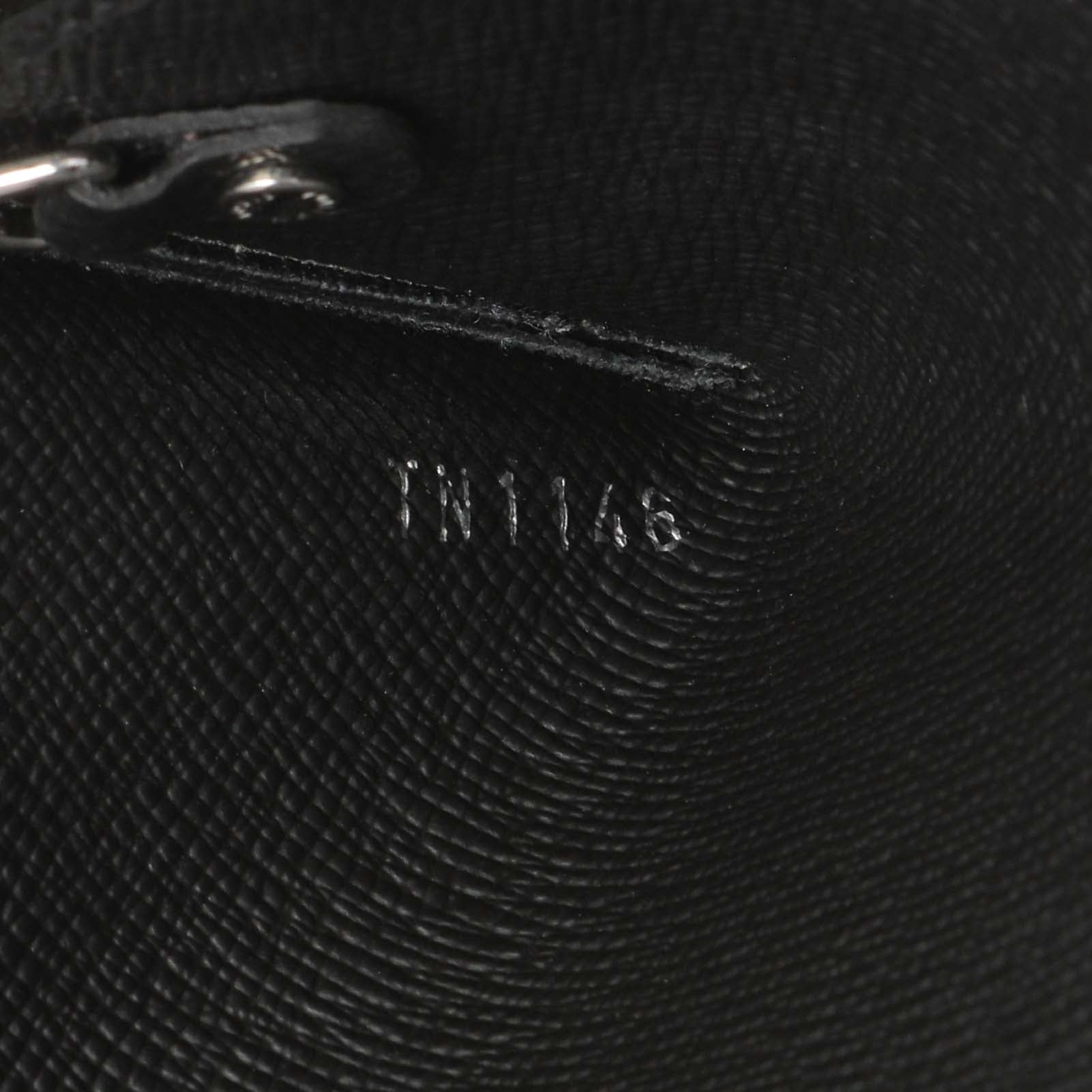 Exclusive Louis Vuitton Damier Graphite 4 Key Holder — Lifestyle View