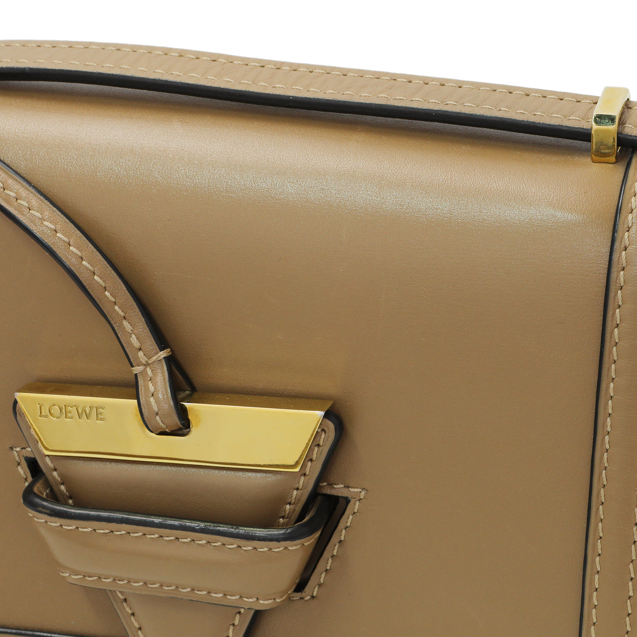 Exclusive Loewe Beige Calfskin Small Barcelona Shoulder Bag — Alternate View 11