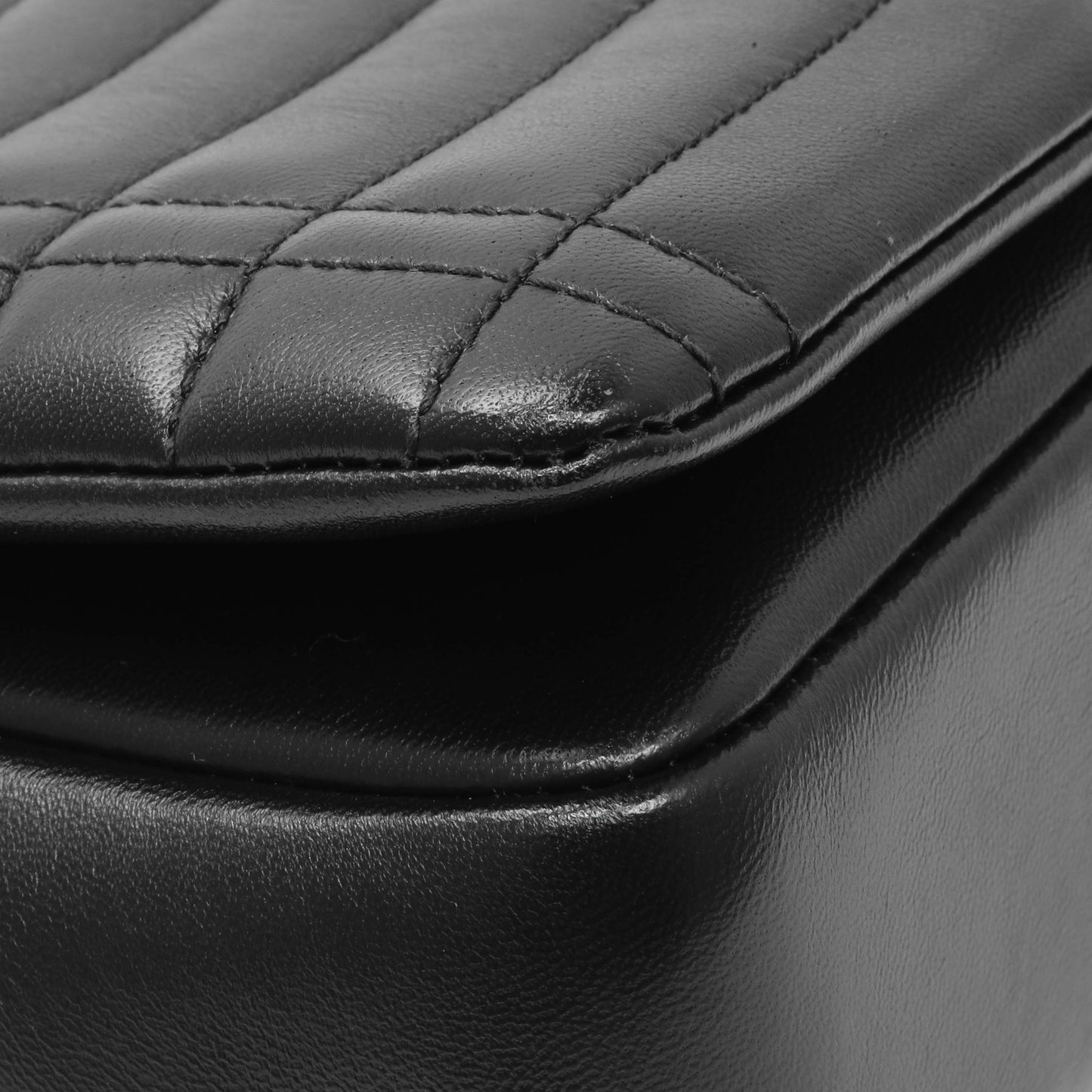 Exclusive Burberry Black Lambskin Quilted Medium Lola Bag — Detail View