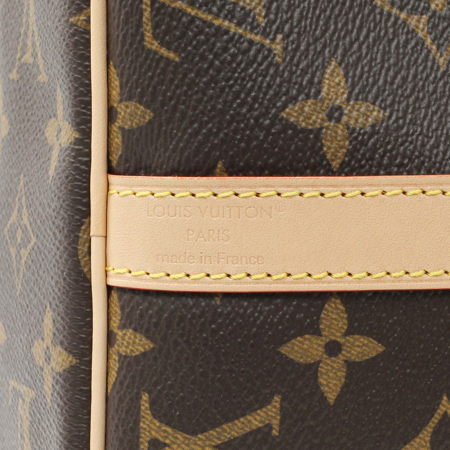 Exclusive Louis Vuitton Monogram Speedy 30 Bandouliere — Detail View