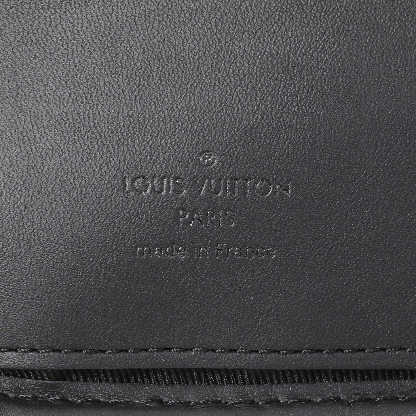 Exclusive Louis Vuitton x Nigo Giant Damier Ebene Double Phone Pouch — Detail View