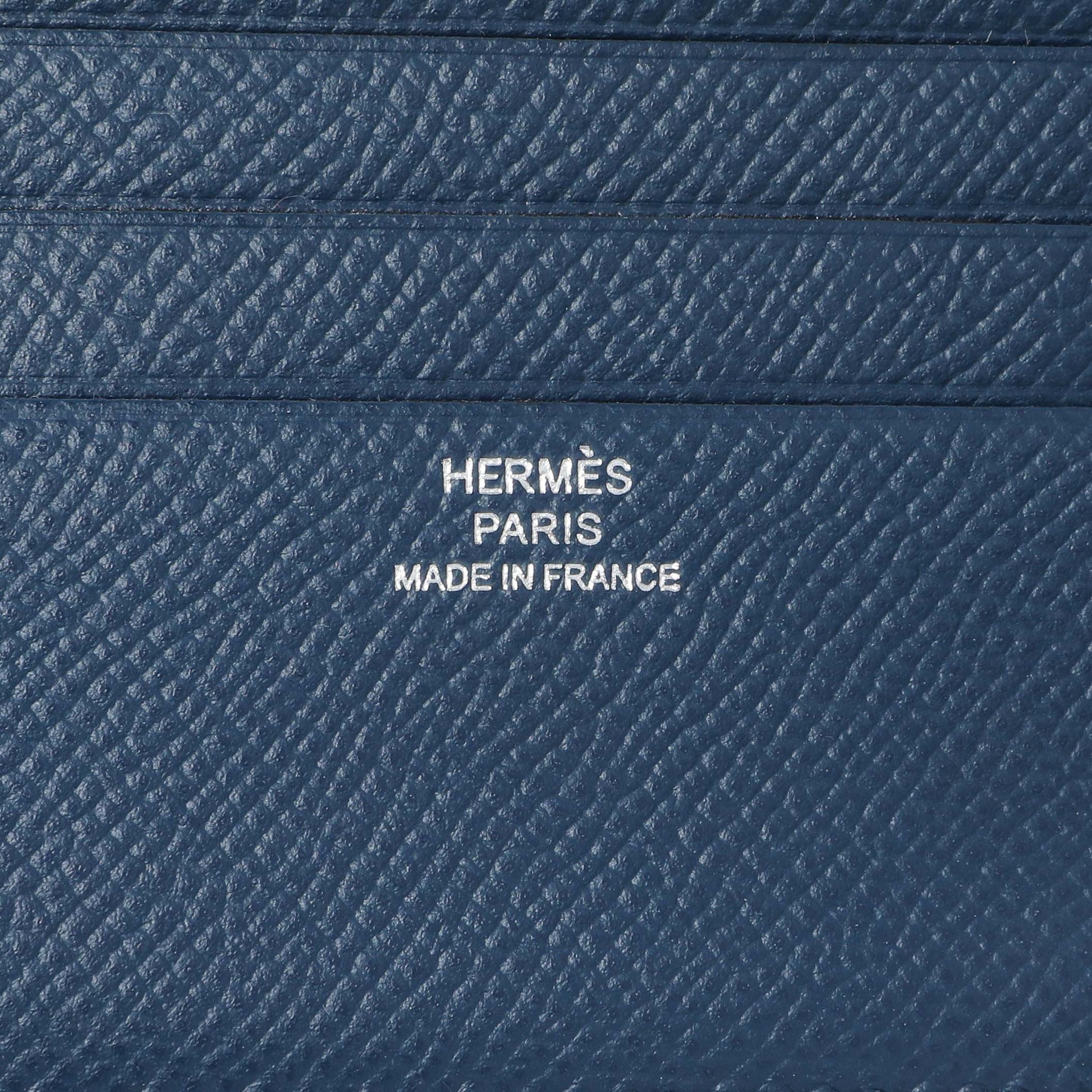 Exclusive Hermes Bleu Indigo Epsom Citizen Twill Compact Wallet — Detail View