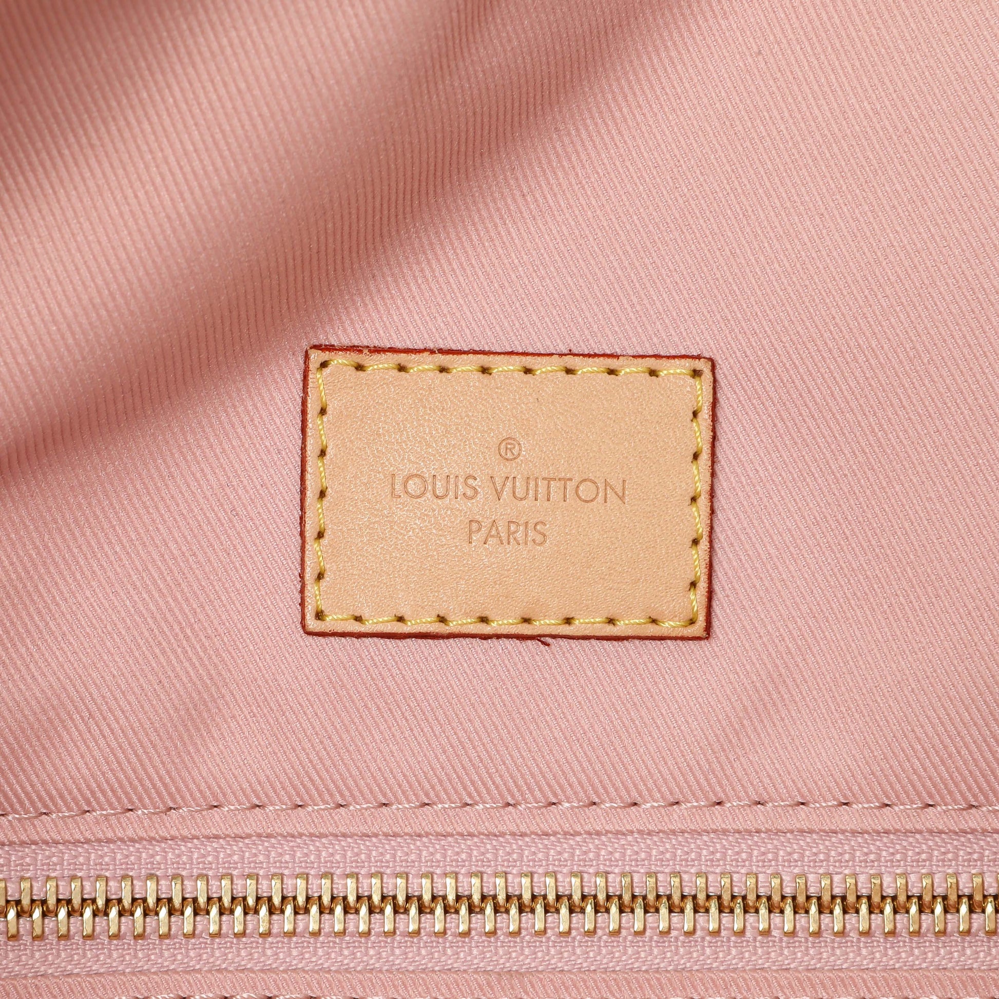 Exclusive Louis Vuitton Damier Azur Graceful PM — Alternate View 9
