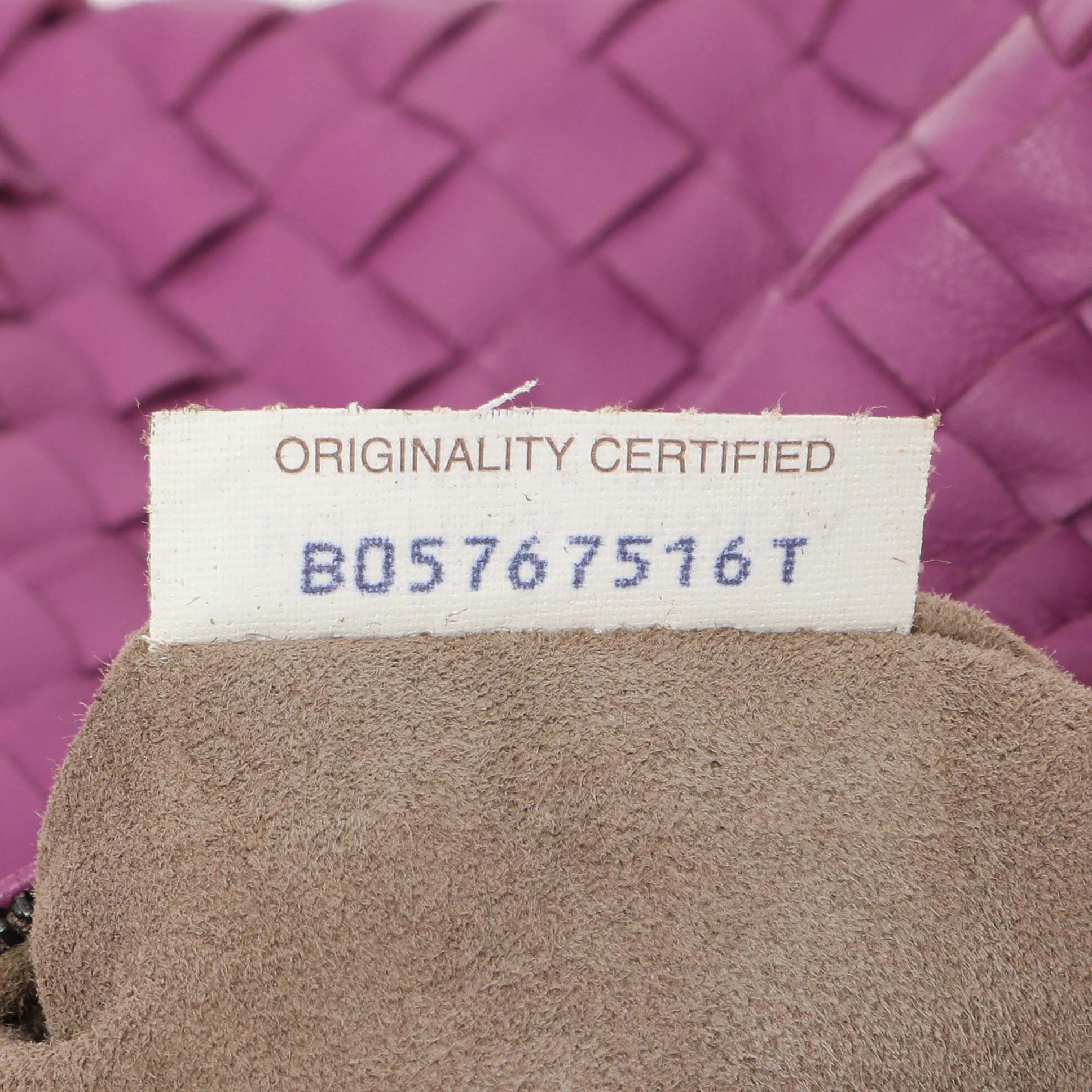 Exclusive Bottega Veneta Purple Nappa Intrecciato Medium Veneta Hobo — Alternate View 8