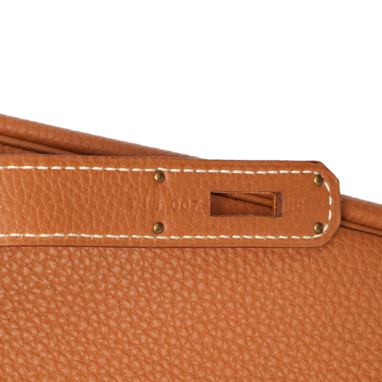 Exclusive Hermes Gold Togo Kelly Retourne 32 — Lifestyle View