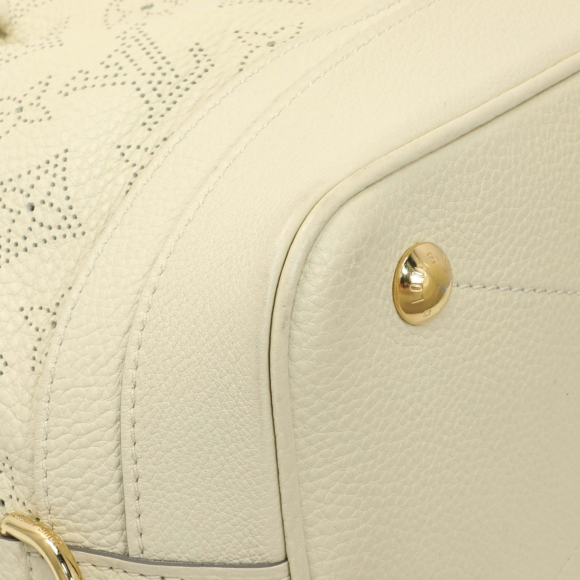 Exclusive Louis Vuitton Ivory Mahina Stellar PM — Lifestyle View