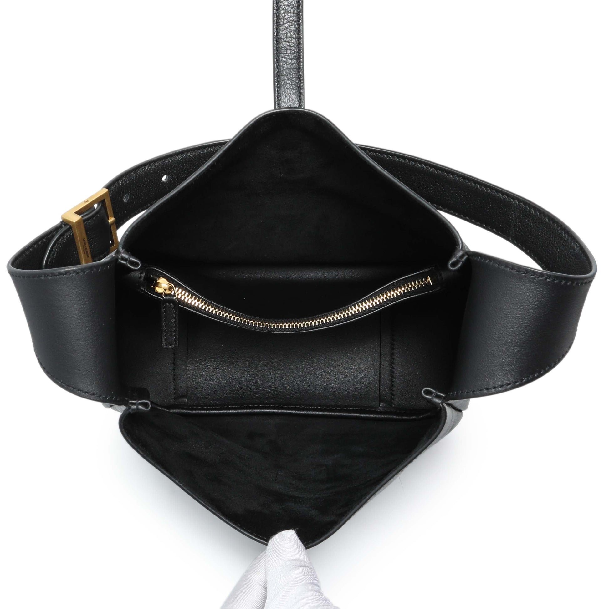 Exclusive Saint Laurent Black Calfskin Small Le 5 A 7 Soft Hobo — Top View