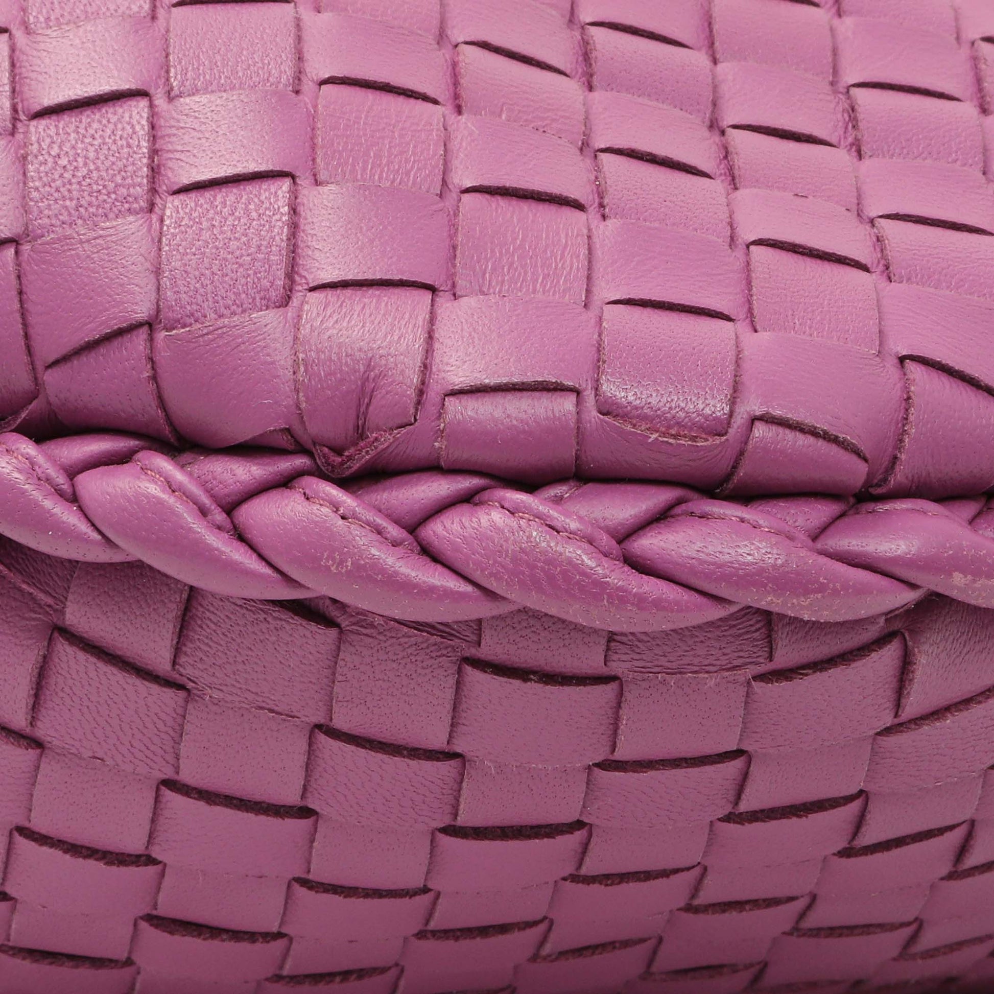 Exclusive Bottega Veneta Purple Nappa Intrecciato Medium Veneta Hobo — Detail View