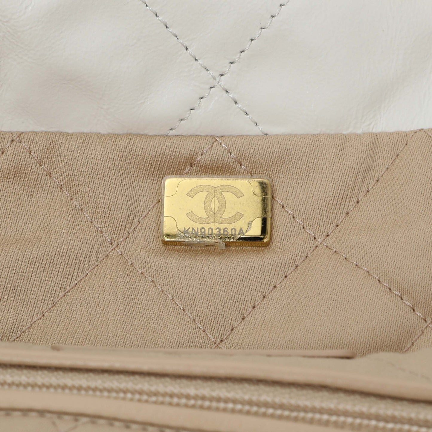 Exclusive Chanel White Shiny Calfskin Large Chanel 22 — Alternate View 10