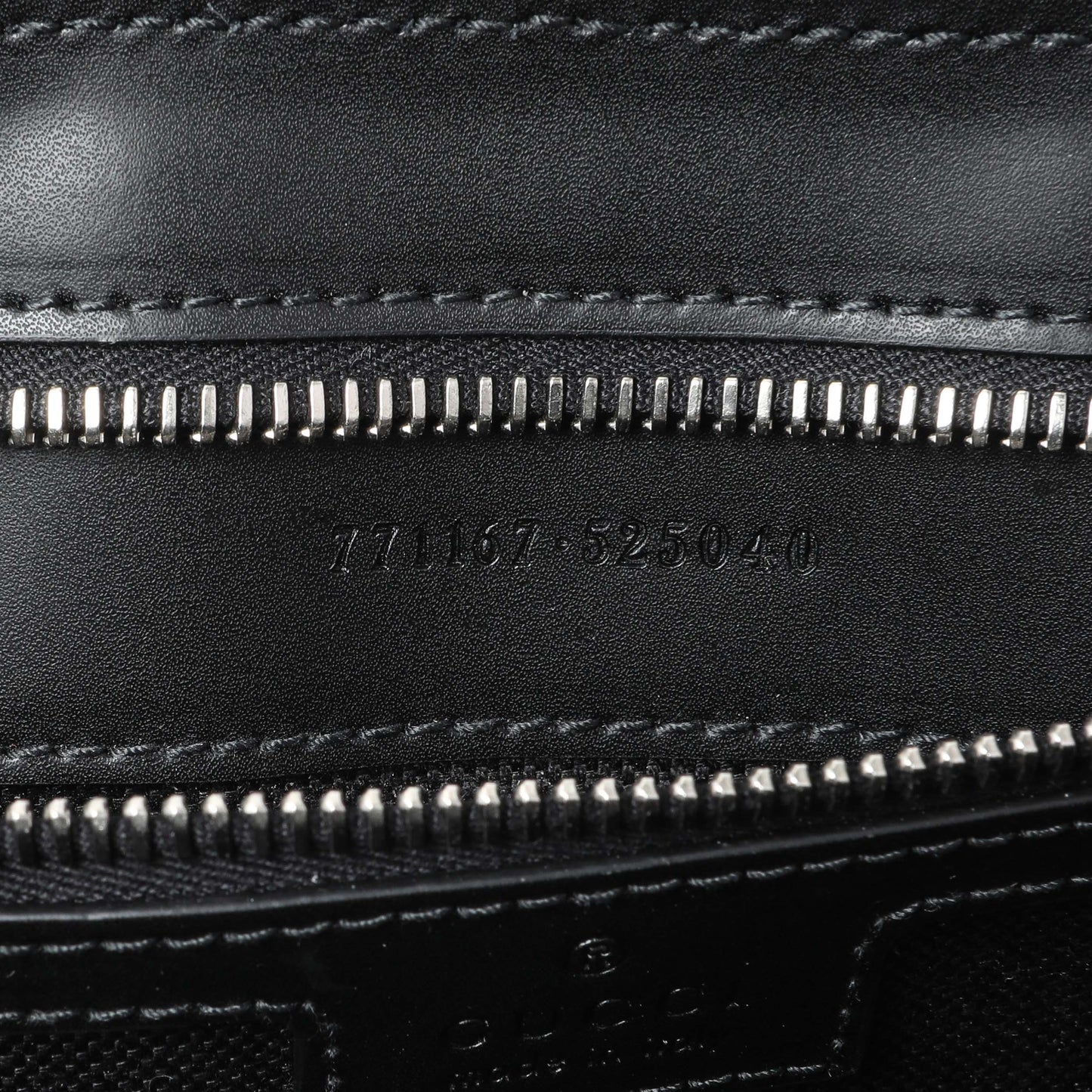 Exclusive Gucci Black GG Supreme Monogram Medium Crossbody Messenger — Alternate View 10