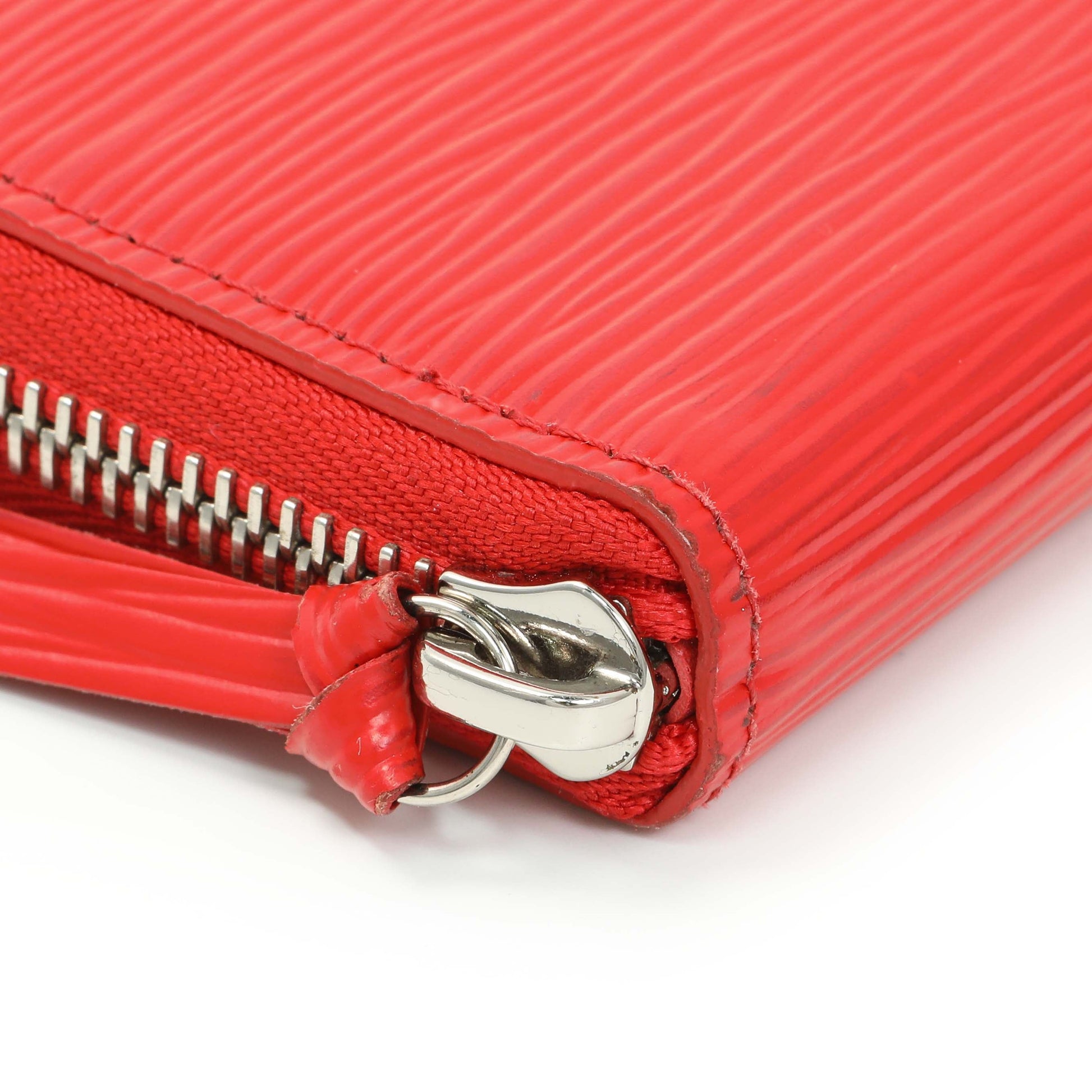 Exclusive Louis Vuitton Red Epi Clemence Wallet — Alternate View 7