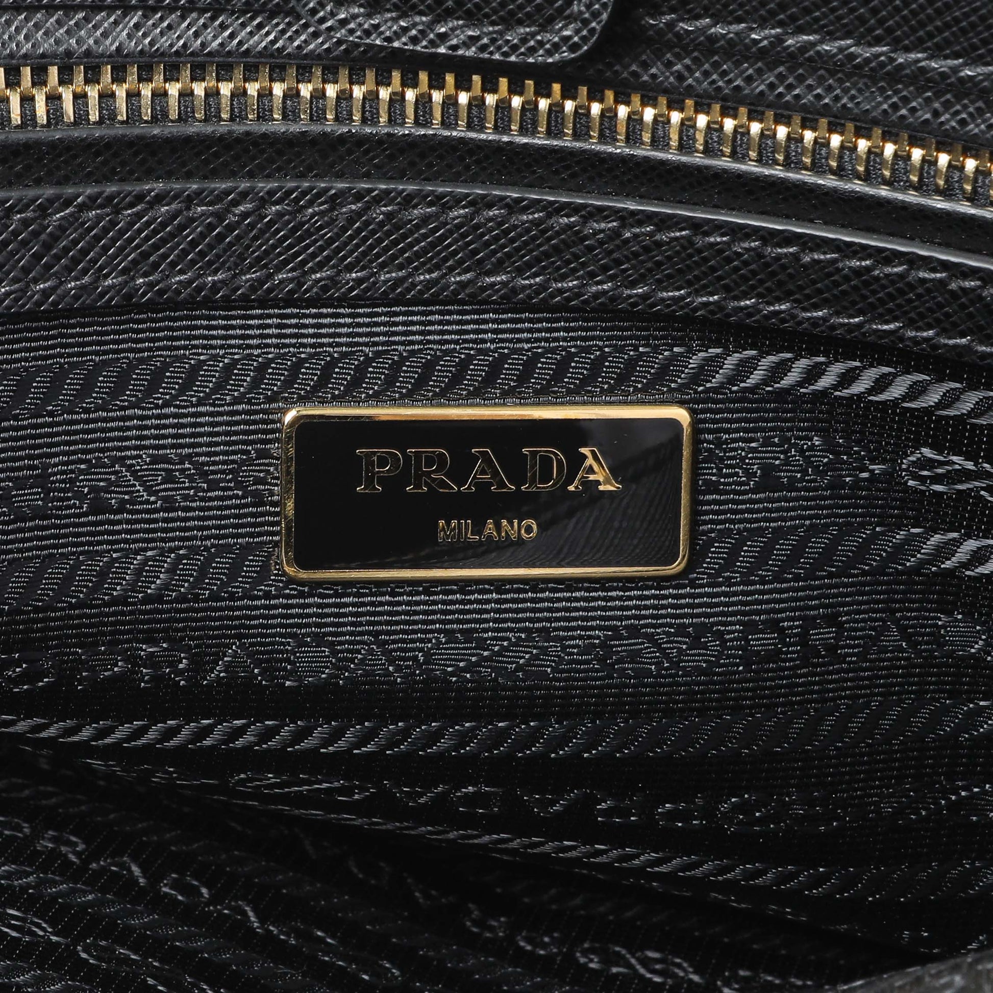 Exclusive Prada Black Saffiano Medium Galleria Double Zip Tote — Alternate View 9