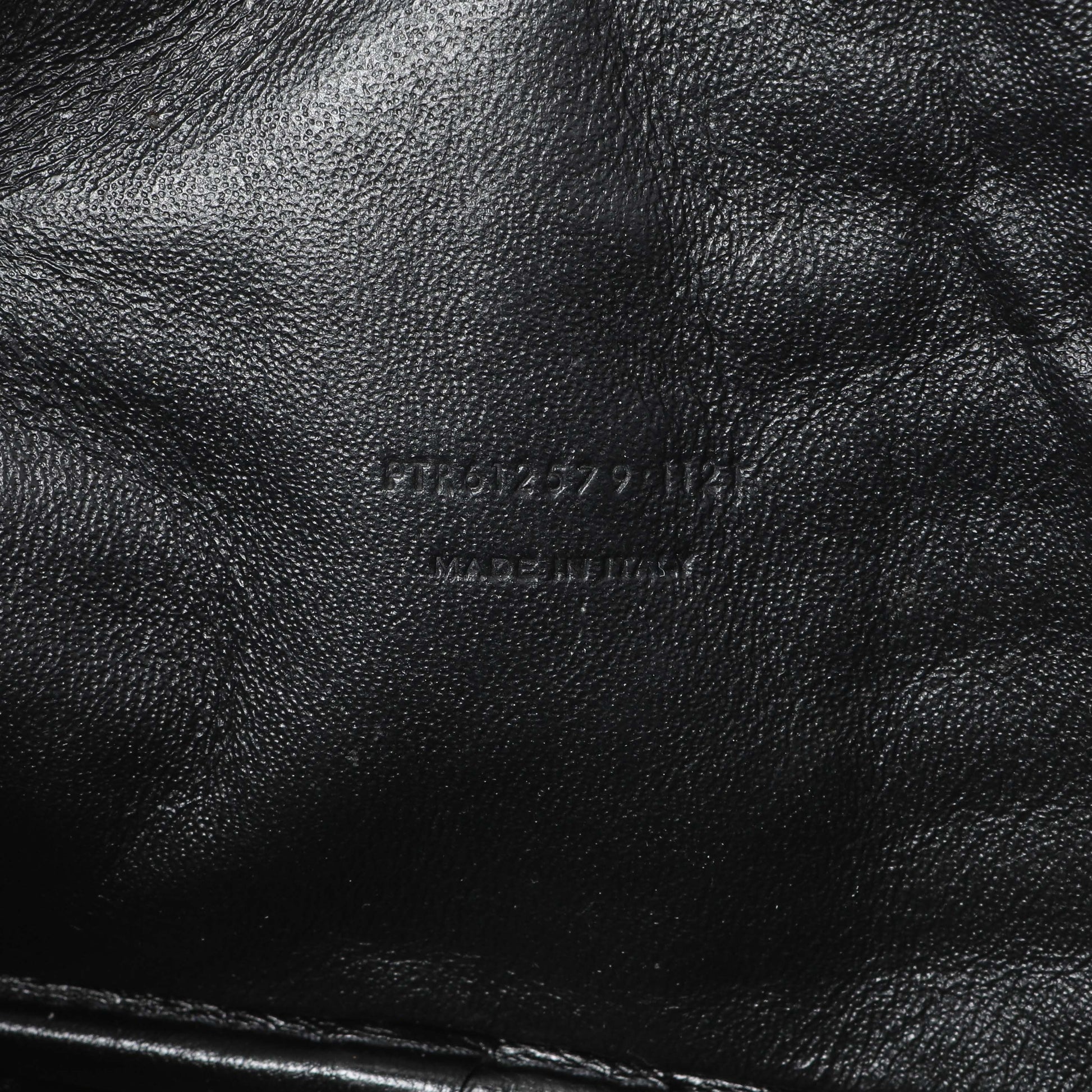 Exclusive Saint Laurent Black Grain De Poudre Matelasse Monogram Mini Lou Camera Bag — Alternate View 10