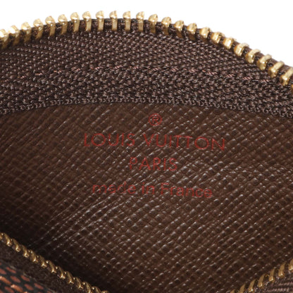 Exclusive Louis Vuitton Damier Ebene Key Pouch — Detail View
