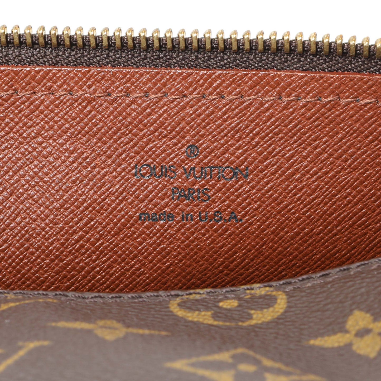 Exclusive Louis Vuitton Monogram Papillon 26 — Detail View