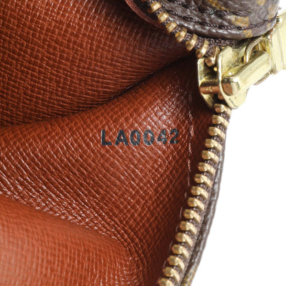 Exclusive Louis Vuitton Monogram Papillon 26 — Lifestyle View