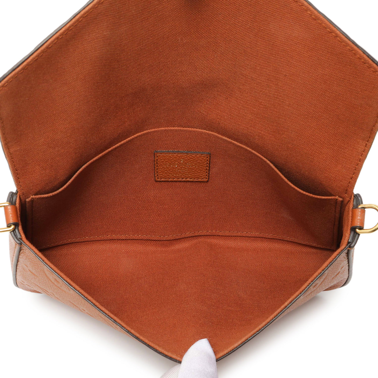 Exclusive Louis Vuitton Cognac Empreinte Pochette Felicie Chain Wallet — Detail View