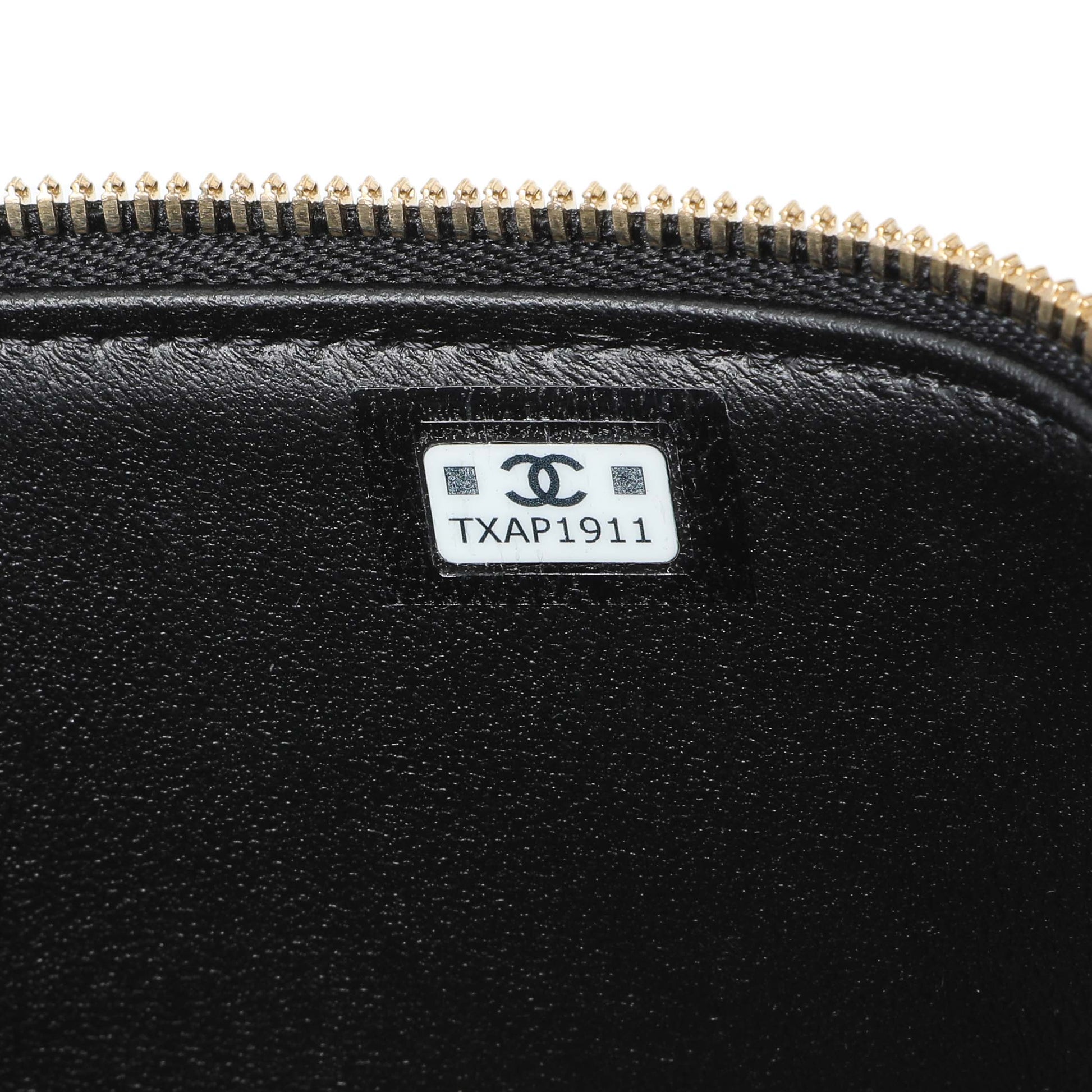 Exclusive Chanel Black Quilted Lambskin Small Pillow Crush Vanity Case With Chain — Alternate View 10