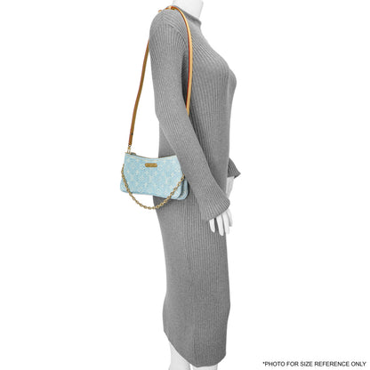 Exclusive Louis Vuitton Monogram Denim Liv Pochette — Alternate View 7