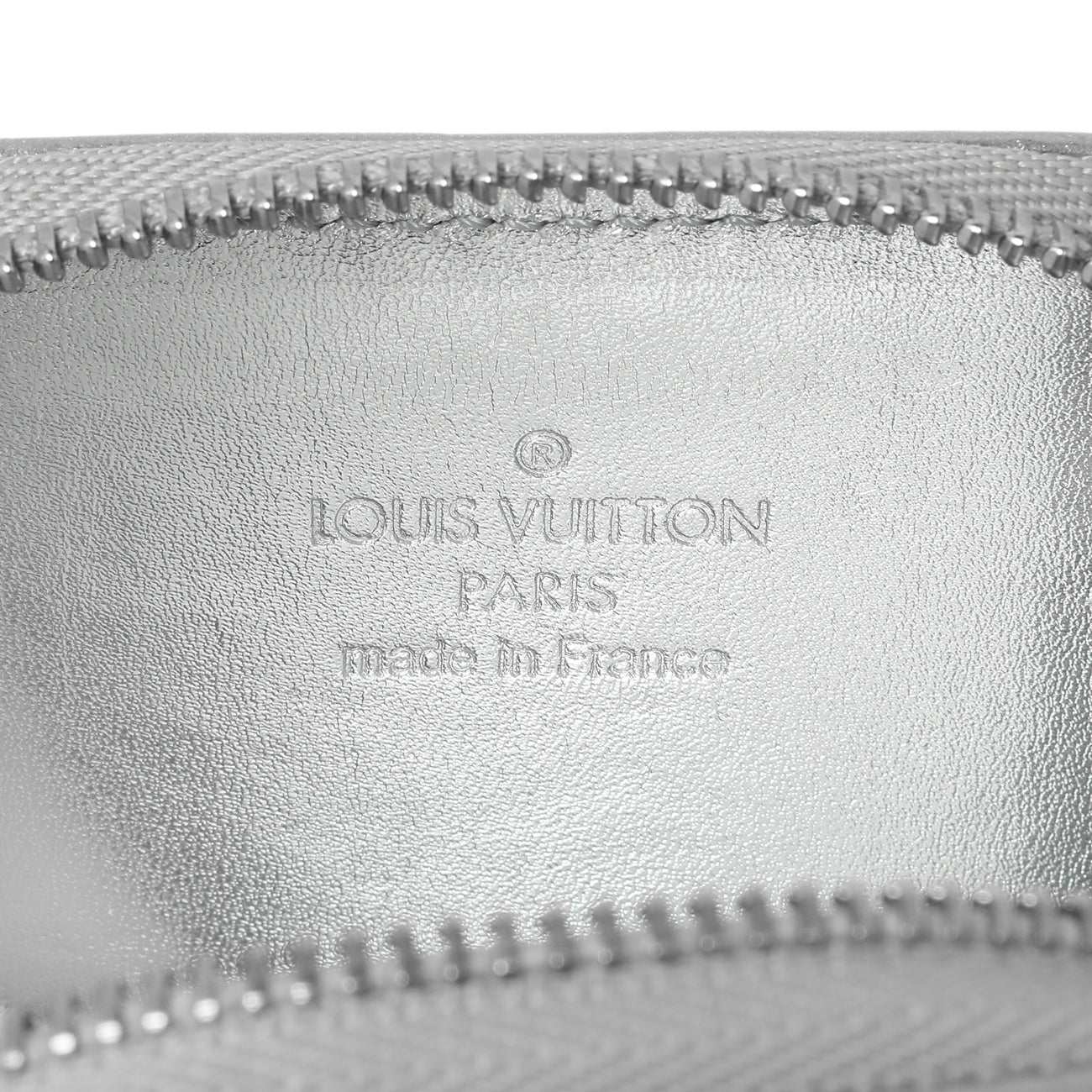 Exclusive Louis Vuitton Vernis Flocon Snowflake Coin Purse — Detail View