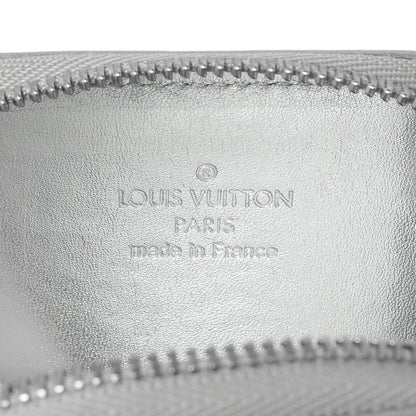 Exclusive Louis Vuitton Vernis Flocon Snowflake Coin Purse — Detail View
