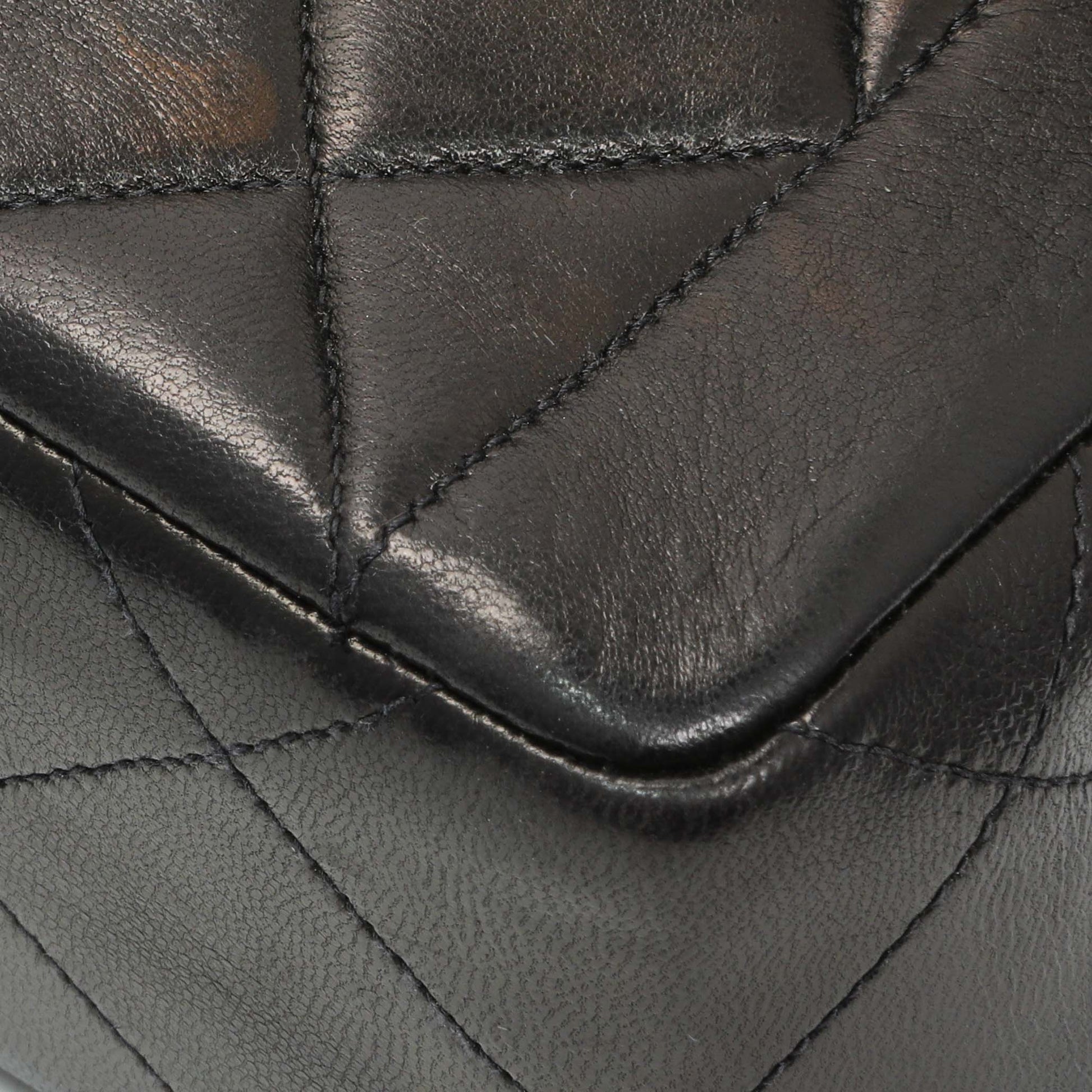 Exclusive Chanel Black Quilted Lambskin Vintage CC Chain Flap — Top View