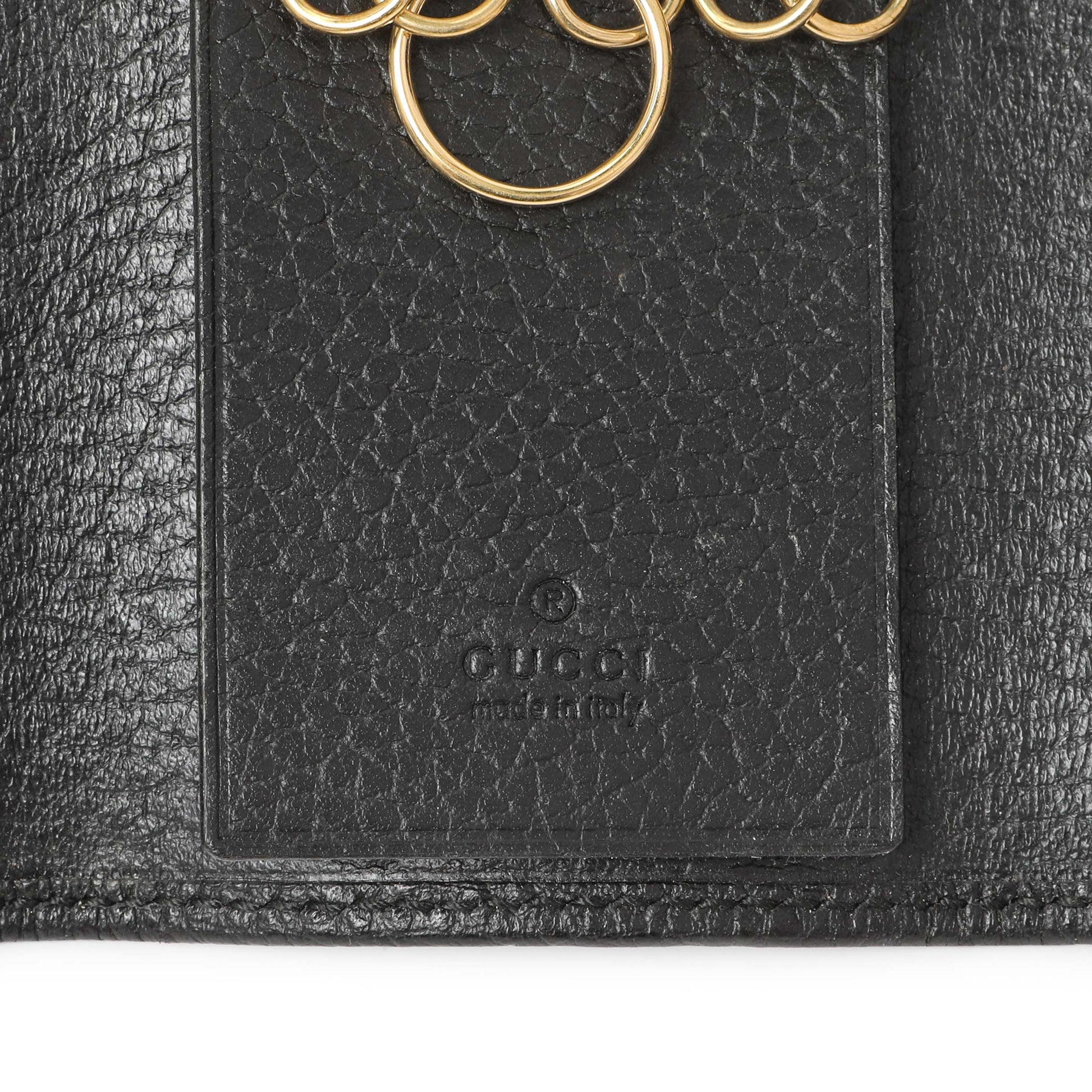 Exclusive Gucci Black Pebbled Calfskin GG Marmont 6 Key Holder — Detail View