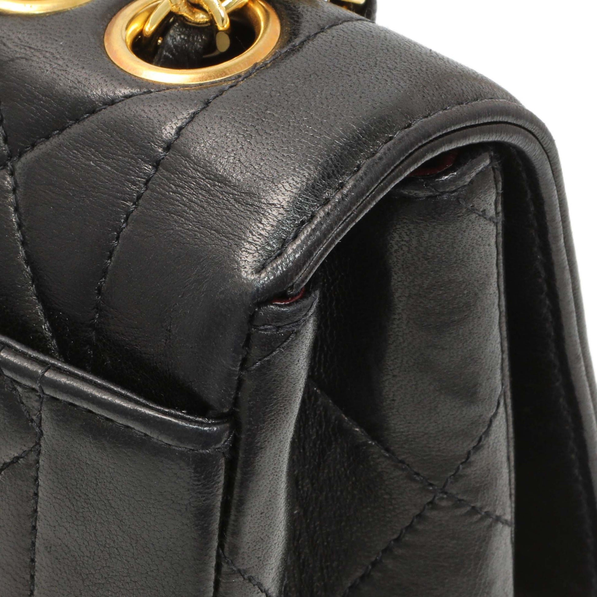 Exclusive Chanel Black Quilted Lambskin Vintage CC Chain Flap — Alternate View 12