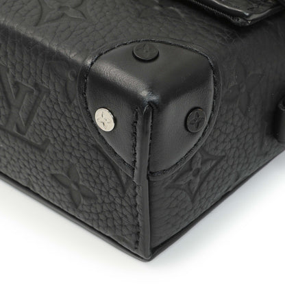 Exclusive Louis Vuitton Black Taurillon Monogram Steamer Wearable Wallet — Detail View