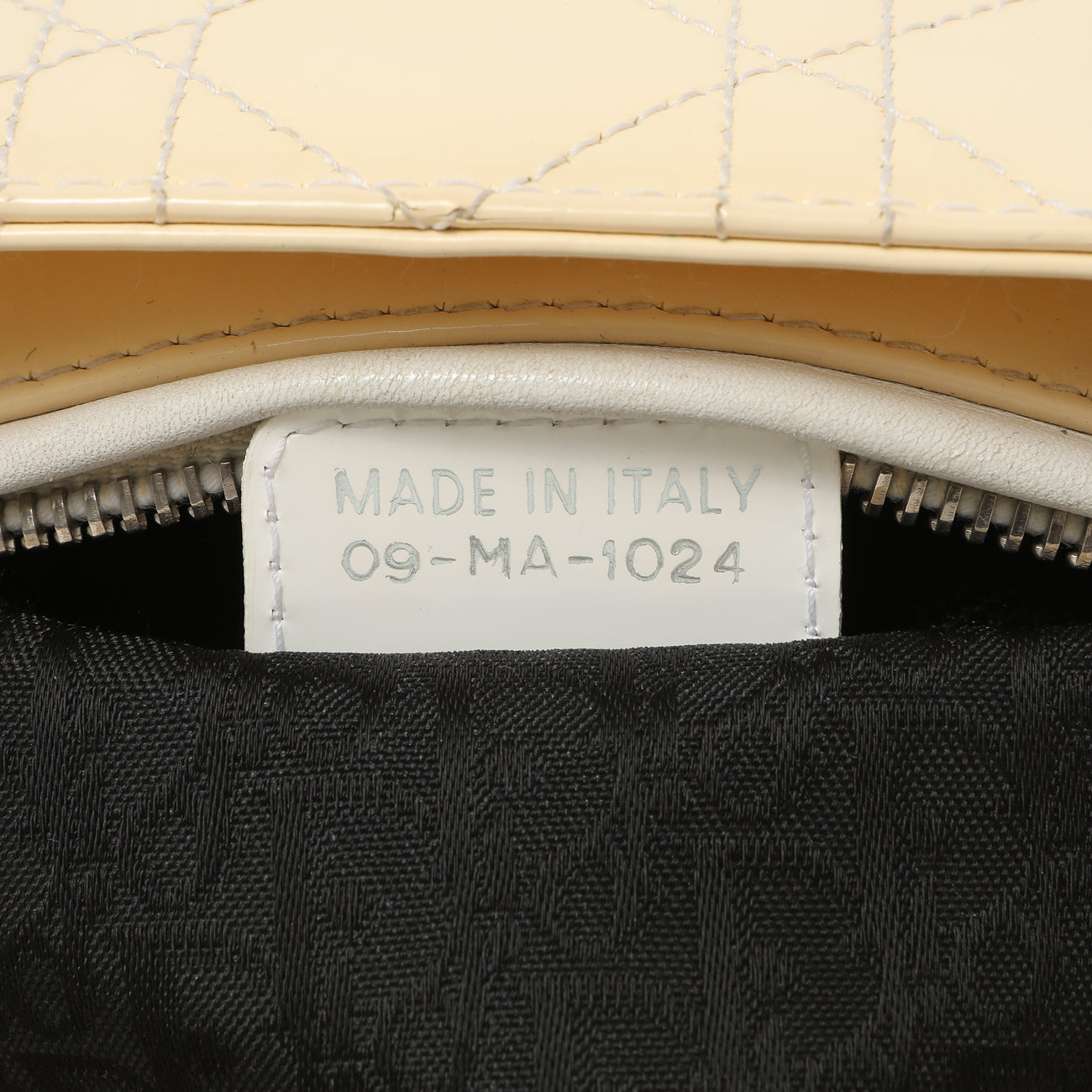 Exclusive Christian Dior Ivory Patent Cannage Medium Lady Dior — Alternate View 9