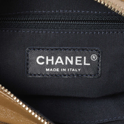 Exclusive Chanel Green Aged Calfskin Chevron Quilted Small Gabrielle Hobo — Detail View