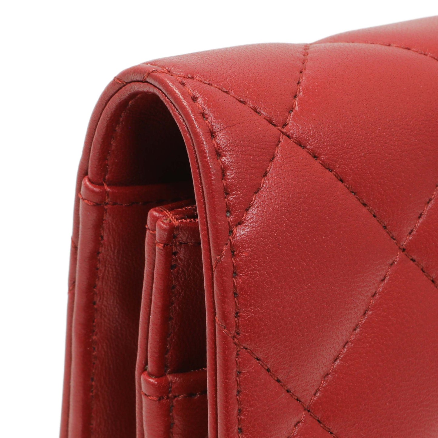 Exclusive Chanel Red Quilted Calfskin Classic Wallet On Chain — Alternate View 8