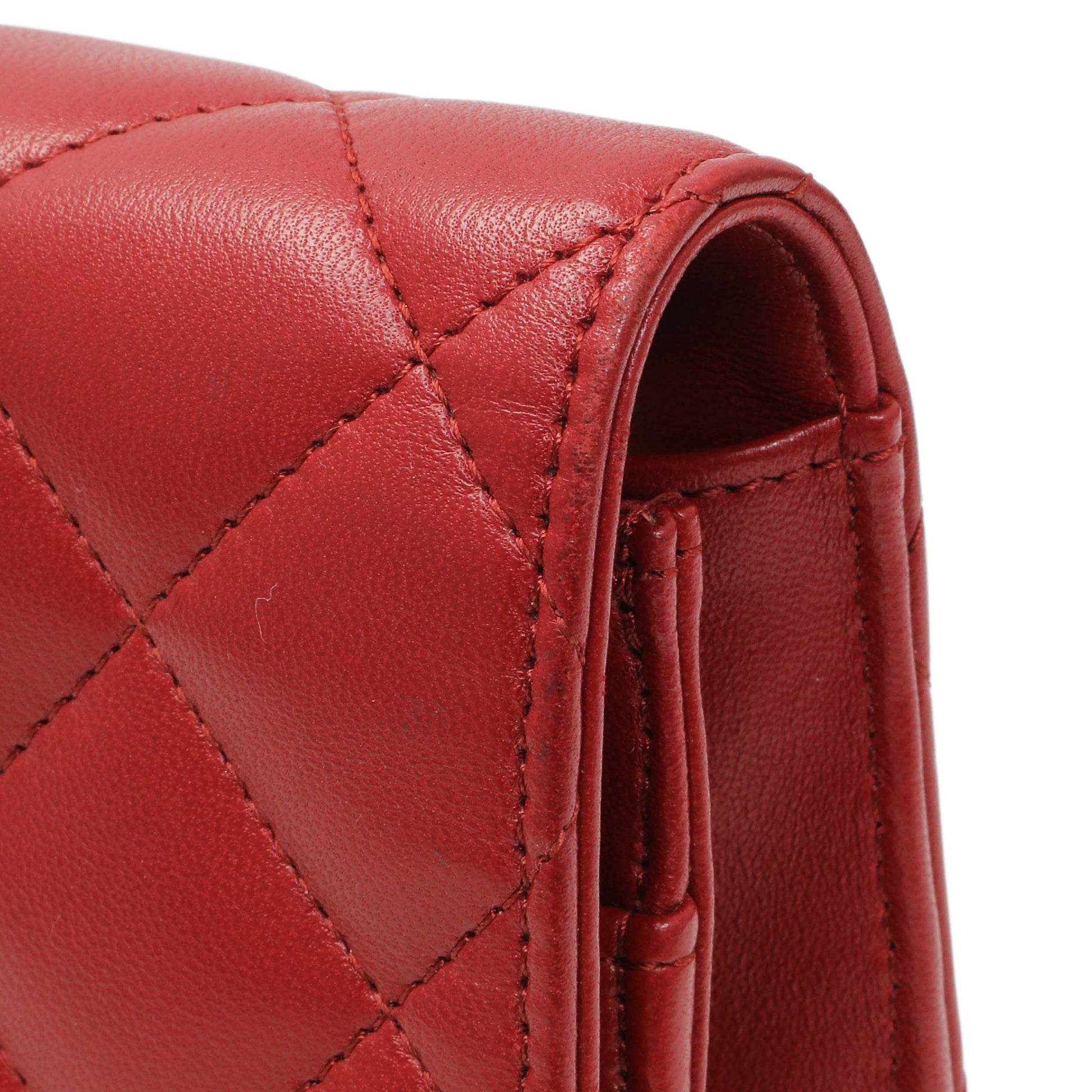Exclusive Chanel Red Quilted Calfskin Classic Wallet On Chain — Alternate View 9