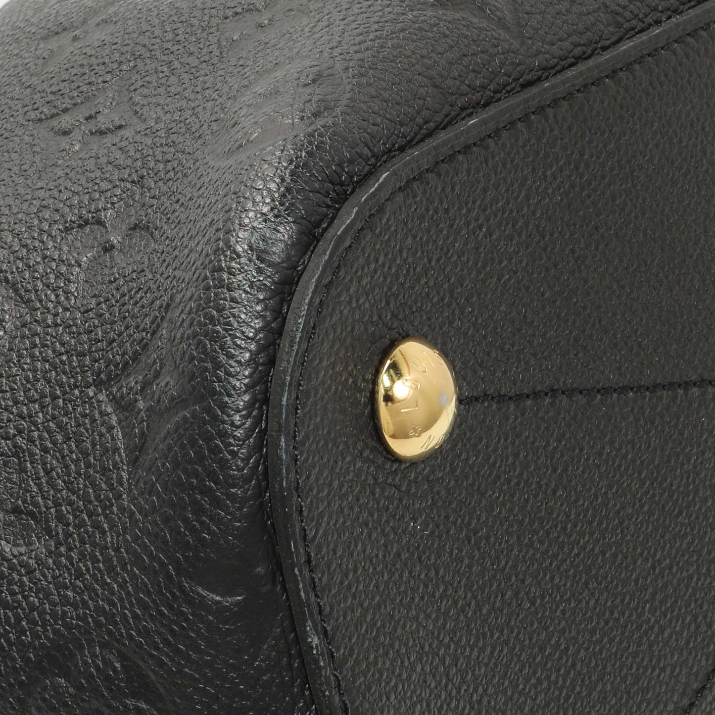Exclusive Louis Vuitton Black Empreinte Mazarine MM — Top View
