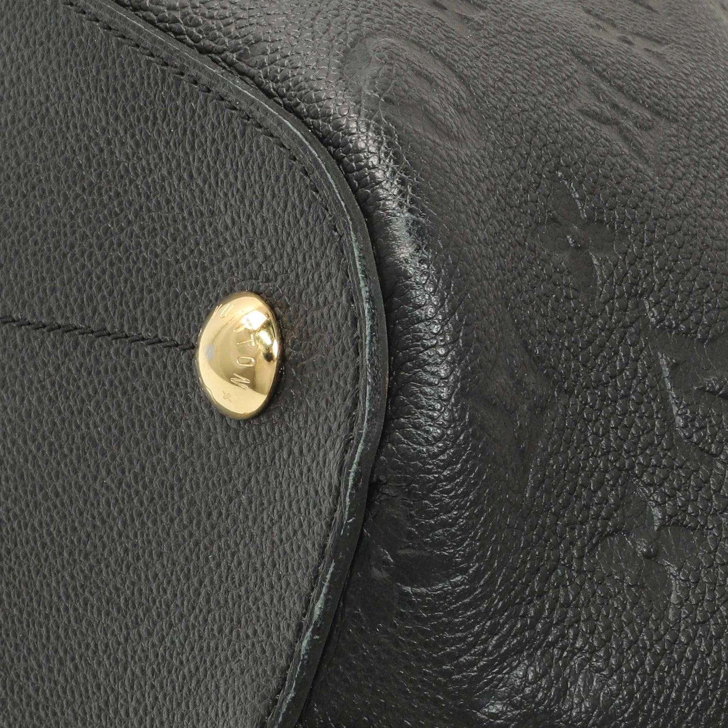 Exclusive Louis Vuitton Black Empreinte Mazarine MM — Detail View