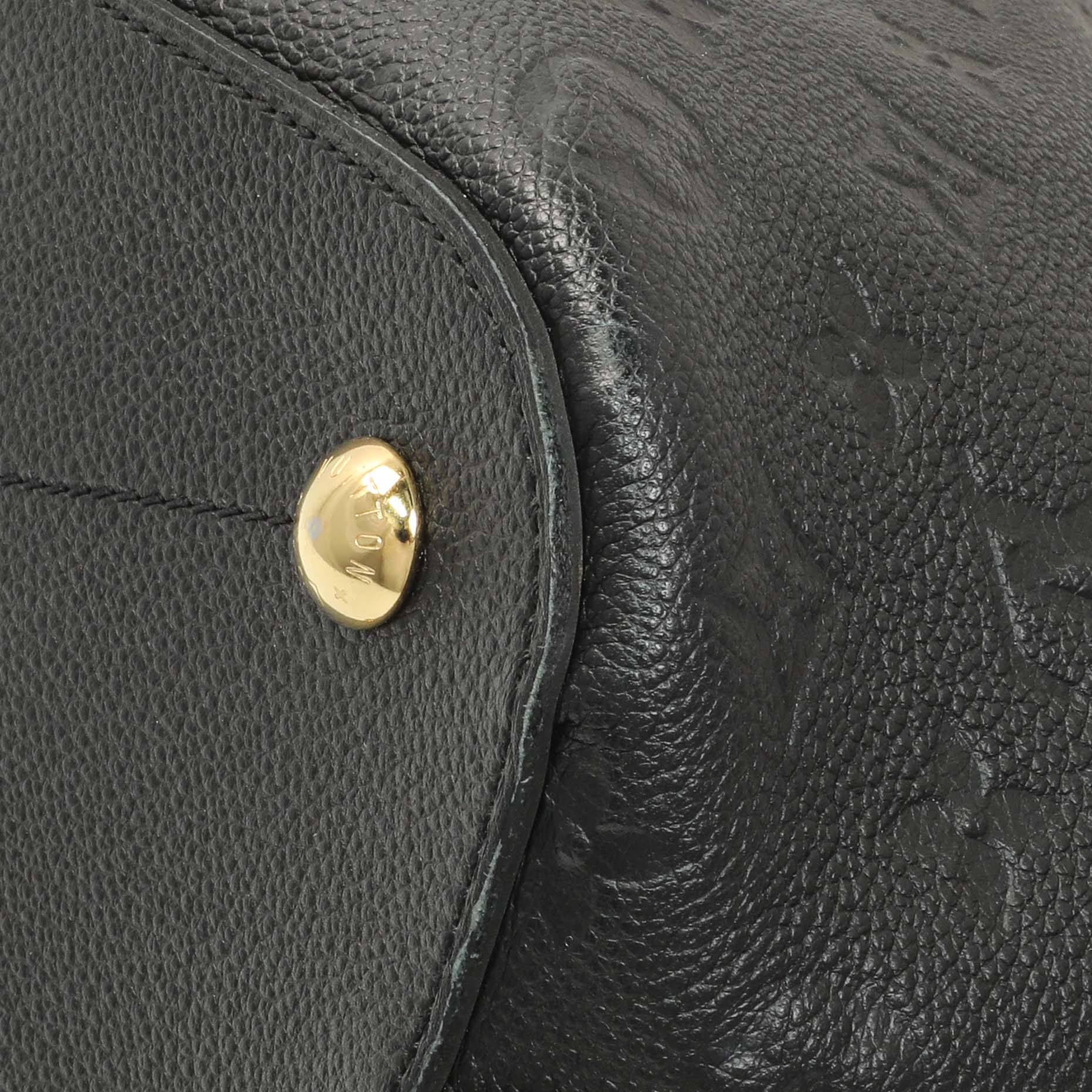 Exclusive Louis Vuitton Black Empreinte Mazarine MM — Detail View