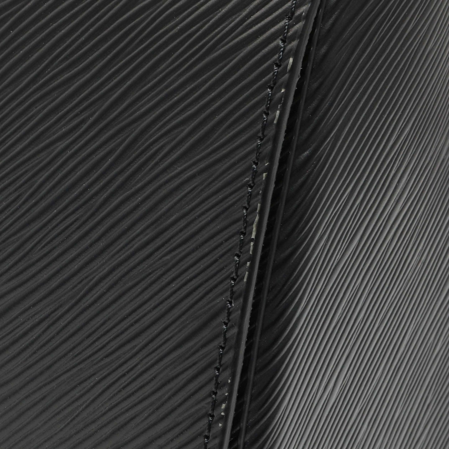 Exclusive Louis Vuitton Black Epi Twist Shoulder Bag MM — Alternate View 9