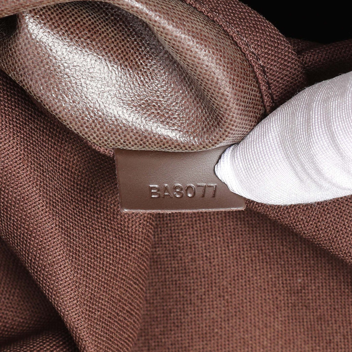 Exclusive Louis Vuitton Damier Ebene Eole 60 Rolling Luggage — Lifestyle View