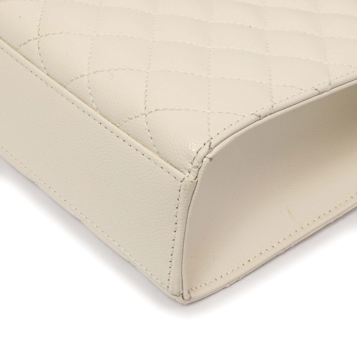 Exclusive Saint Laurent White Grain De Poudre Matelasse Chevron Large Triquilt Monogram Satchel — Lifestyle View